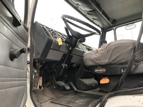 Freightliner FL106
