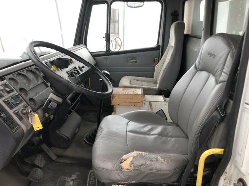 Freightliner FL106