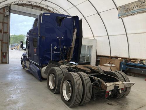 Peterbilt 587