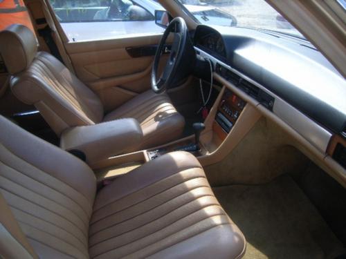 MERCEDES-BENZ MERCEDES 380