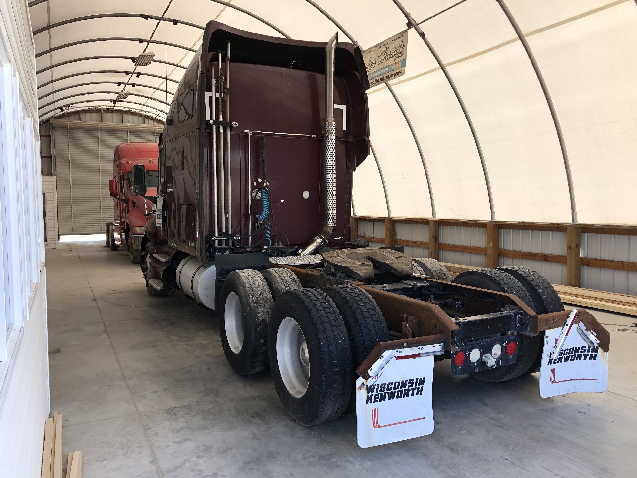 Kenworth T2000
