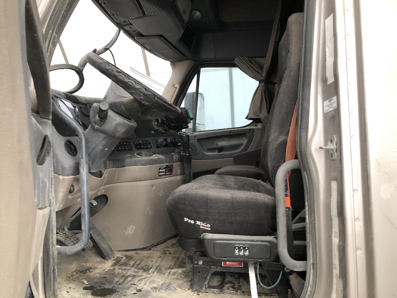 Freightliner CASCADIA