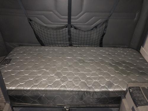 Freightliner CASCADIA