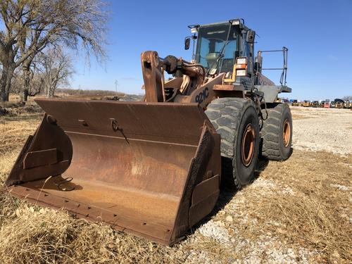 Case 921C