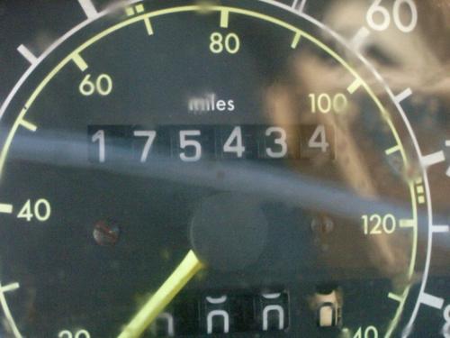 MERCEDES-BENZ MERCEDES 300D