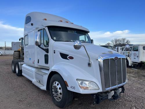 Peterbilt 587