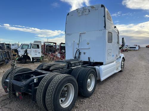 Peterbilt 587