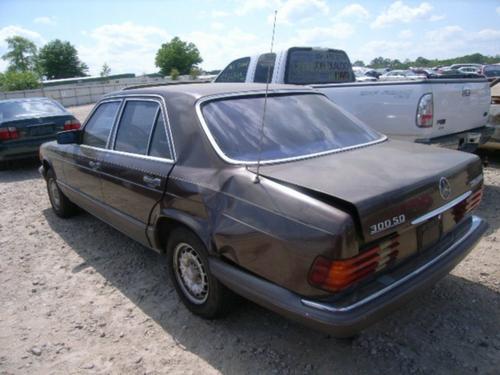 MERCEDES-BENZ MERCEDES 300D