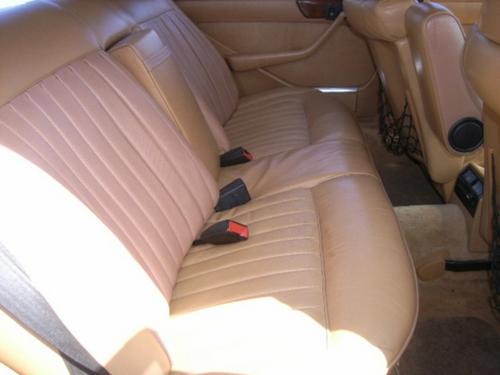 MERCEDES-BENZ MERCEDES 300D