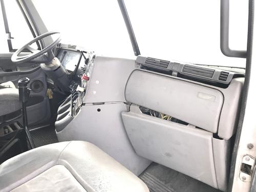 Freightliner COLUMBIA 120