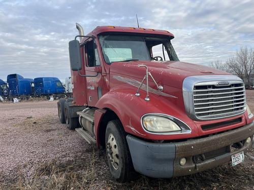 Freightliner COLUMBIA 120