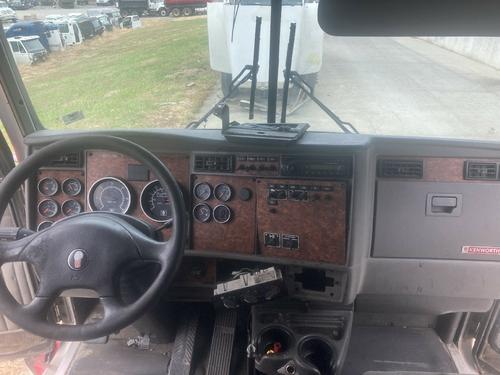 Kenworth T600