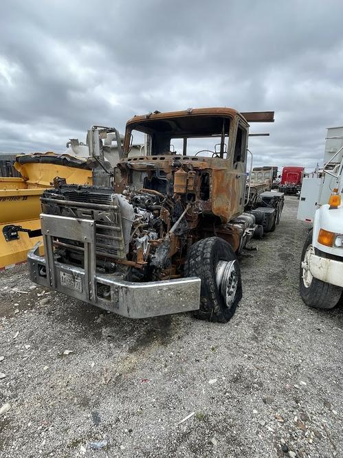 MACK GU813