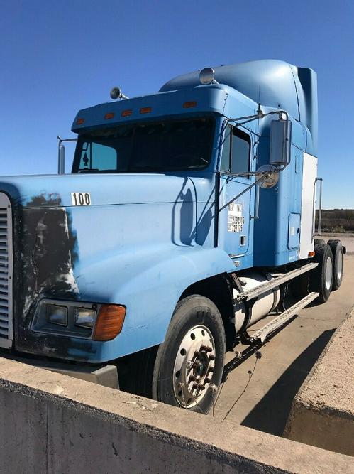 FREIGHTLINER FLD120