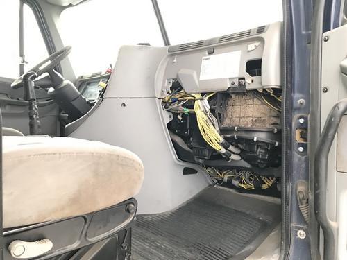 Freightliner COLUMBIA 120