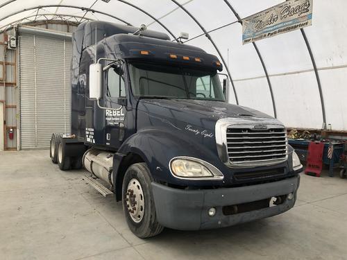 Freightliner COLUMBIA 120