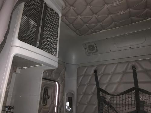 Freightliner COLUMBIA 120