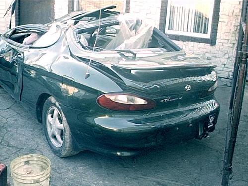 HYUNDAI TIBURON
