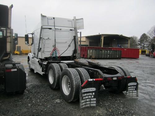 VOLVO VNL