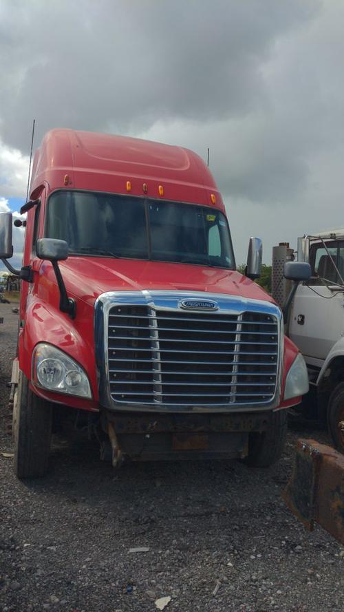 FREIGHTLINER CASCADIA 125BBC