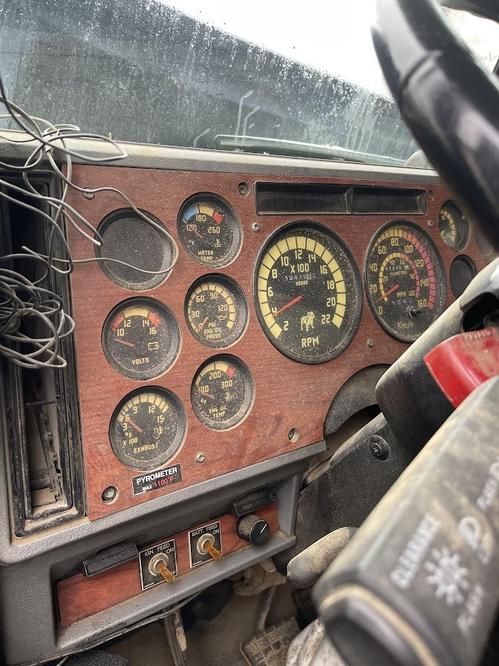 MACK CL713