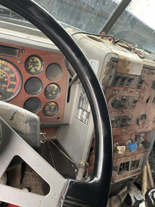 MACK CL713