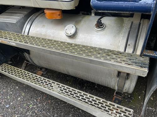 MACK CL713