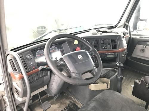 Volvo VNM