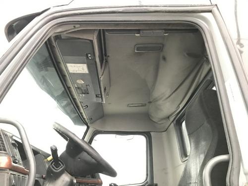 Volvo VNM