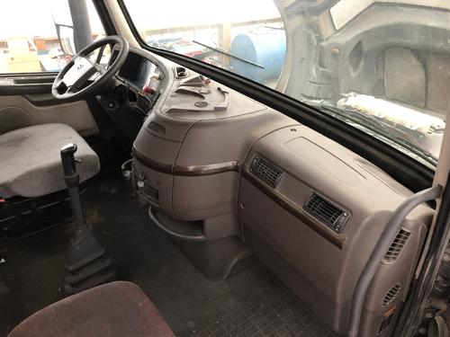 Volvo VNL