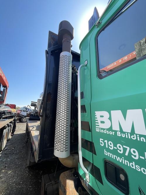 MACK CT813