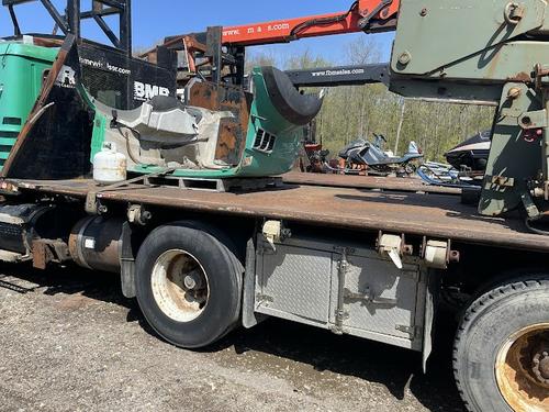 MACK CT813