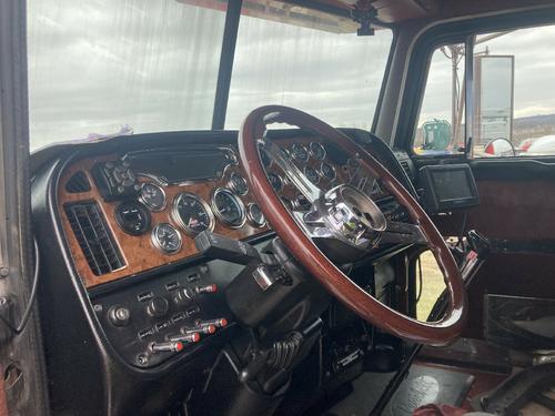 Peterbilt 379