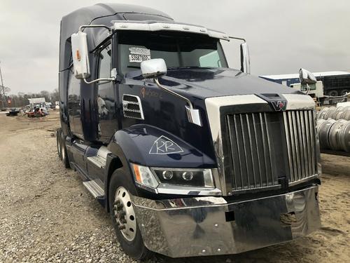 Western Star Trucks 5700