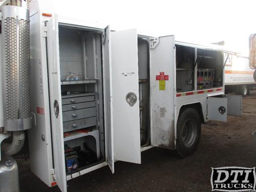 FREIGHTLINER M2 112 Box / Bed