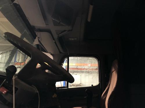 Freightliner COLUMBIA 120