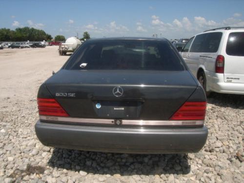 MERCEDES-BENZ MERCEDES 300E