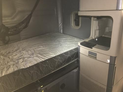 Freightliner CASCADIA