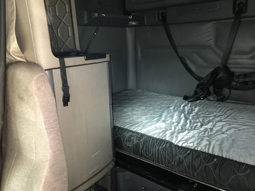 Freightliner CASCADIA