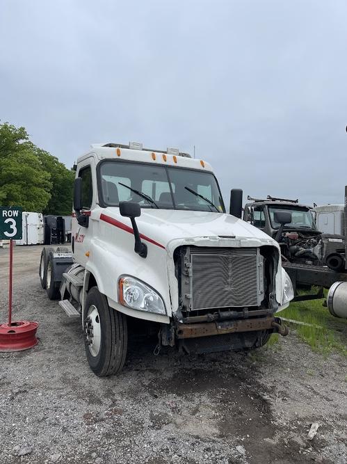 FREIGHTLINER CASCADIA