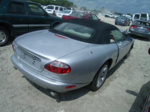 JAGUAR XK8