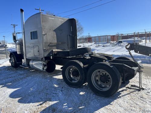 Peterbilt 389