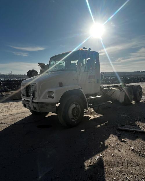 FREIGHTLINER FL80
