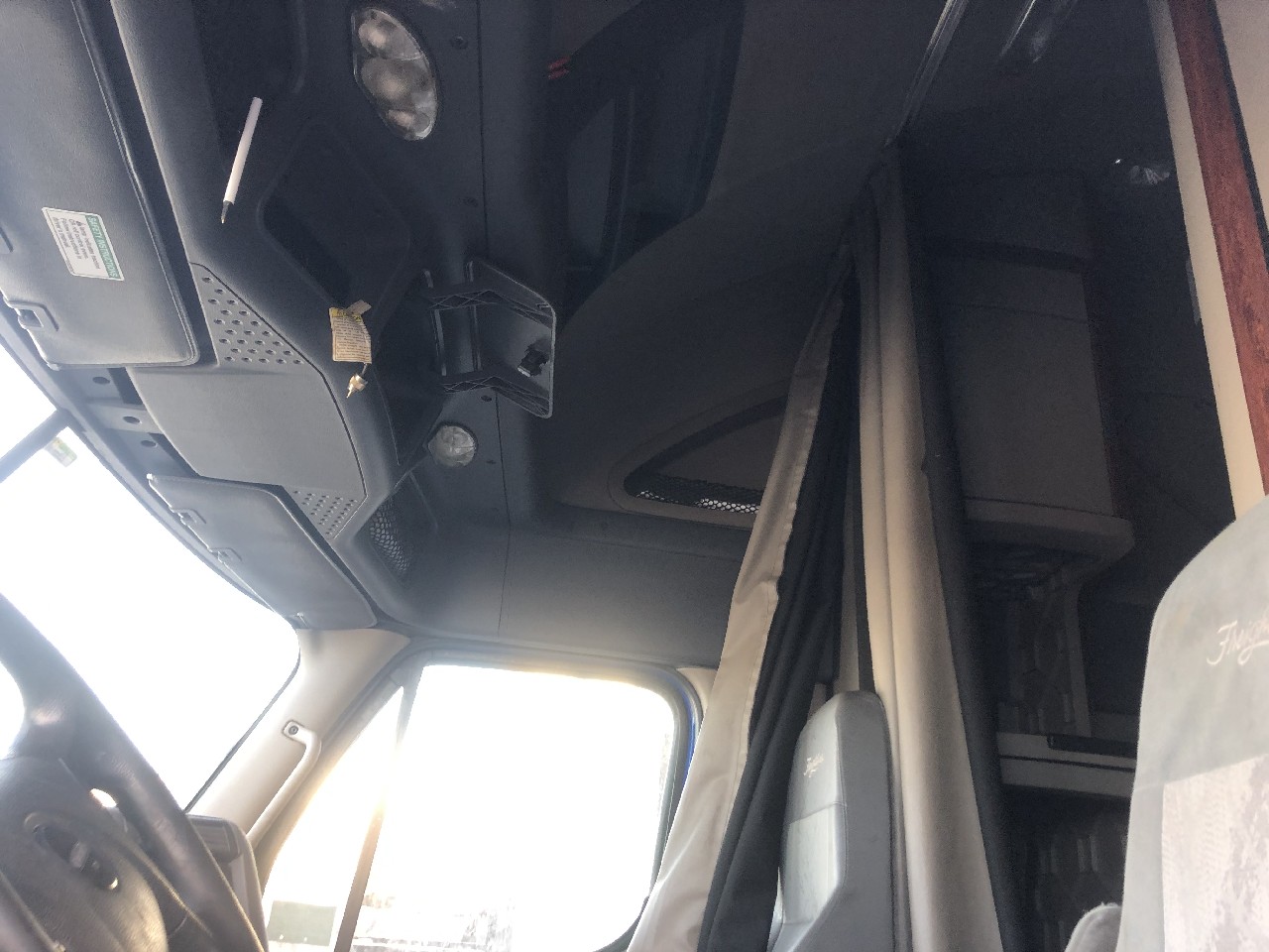 Freightliner CASCADIA