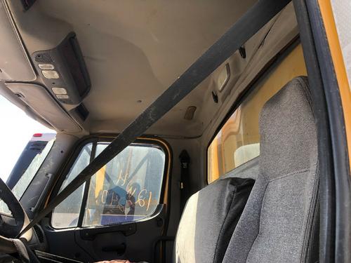 Freightliner M2 106