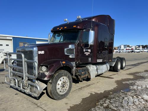 Freightliner 122SD