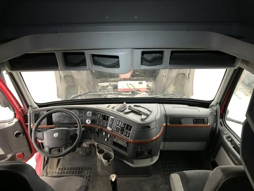 Volvo VNL