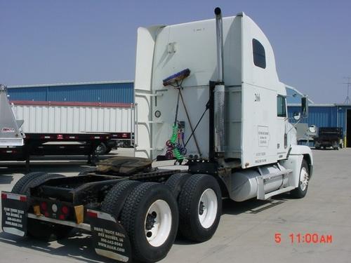 FREIGHTLINER FLD120