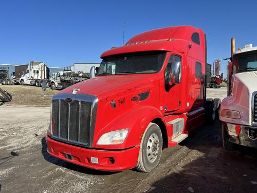 Peterbilt 587
