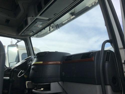 Volvo VNL